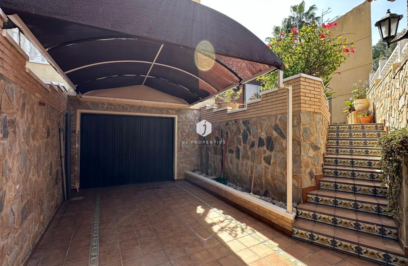 Segunda mano - Villa -
Torrevieja - Los Balcones - Los Altos del Edén