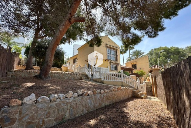 Segunda mano - Villa -
Torrevieja - Los Balcones - Los Altos del Edén