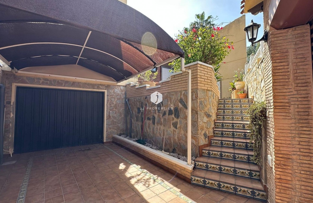 Segunda mano - Villa -
Torrevieja - Los Balcones - Los Altos del Edén