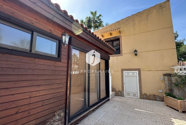 Segunda mano - Villa -
Torrevieja - Los Balcones - Los Altos del Edén