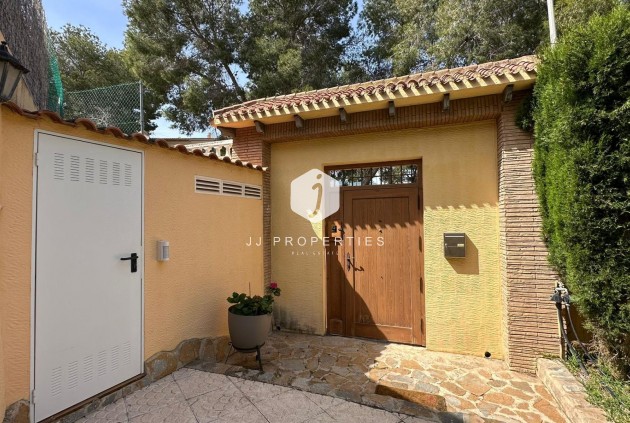 Segunda mano - Villa -
Torrevieja - Los Balcones - Los Altos del Edén