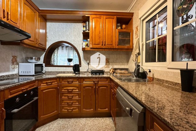 Segunda mano - Villa -
Torrevieja - Los Balcones - Los Altos del Edén