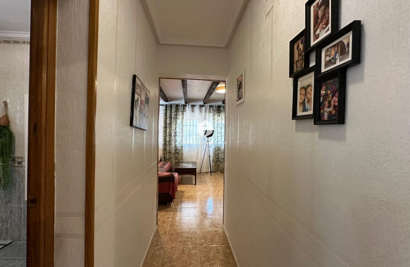 Segunda mano - Villa -
Torrevieja - Los Balcones - Los Altos del Edén