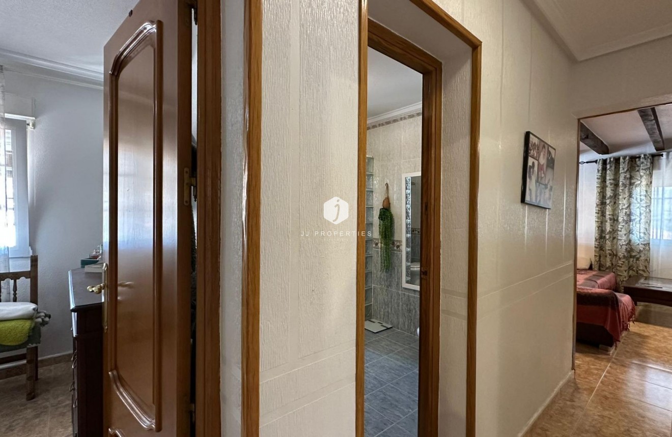 Segunda mano - Villa -
Torrevieja - Los Balcones - Los Altos del Edén