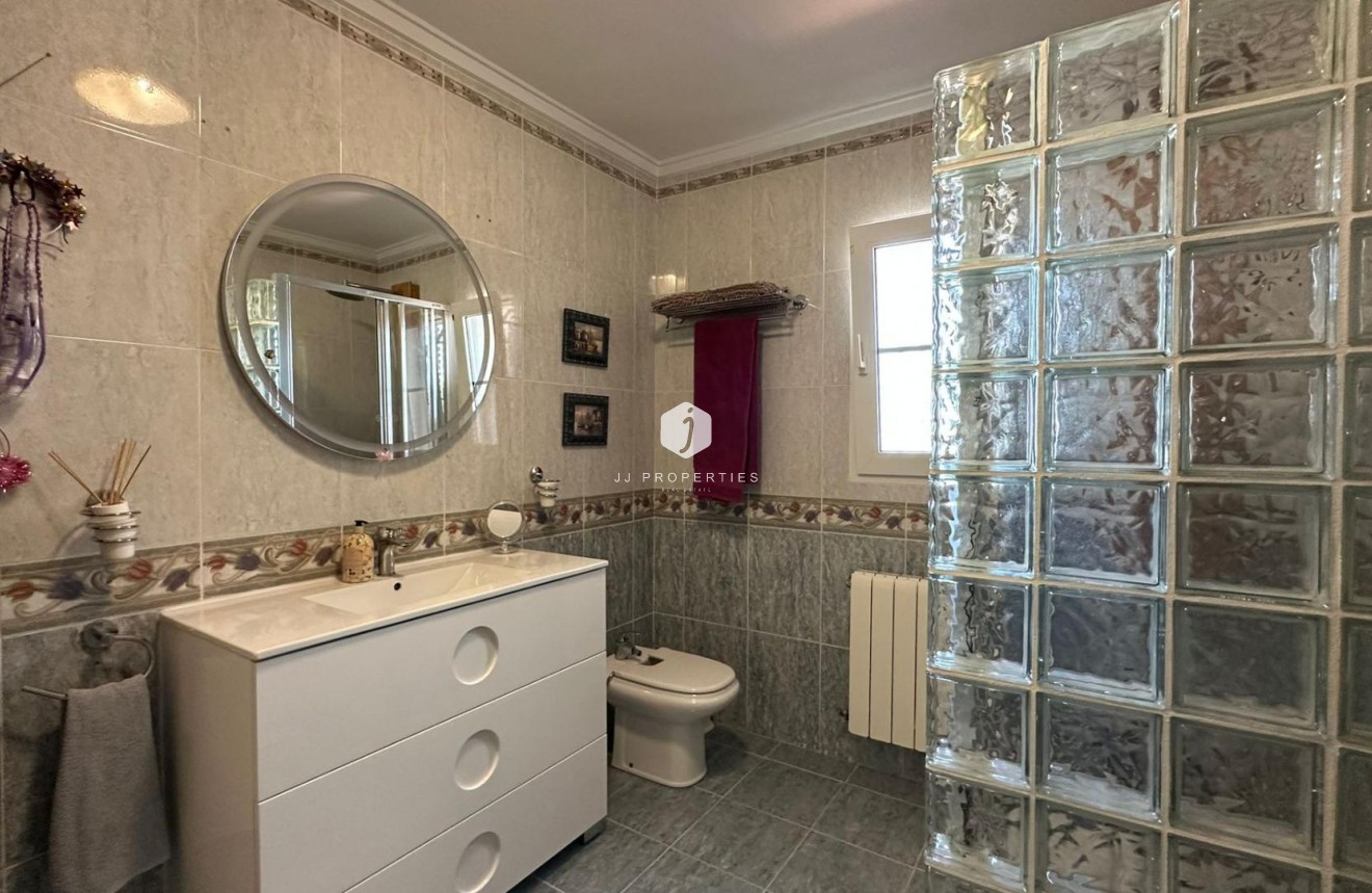 Segunda mano - Villa -
Torrevieja - Los Balcones - Los Altos del Edén