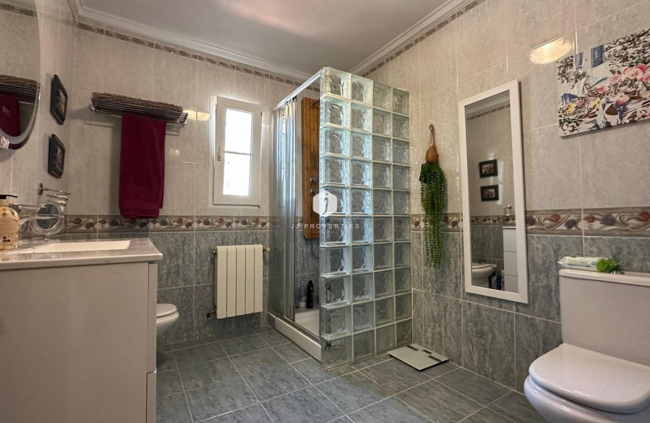 Segunda mano - Villa -
Torrevieja - Los Balcones - Los Altos del Edén