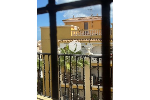 Segunda mano - Ático -
Torrevieja - Los Frutales