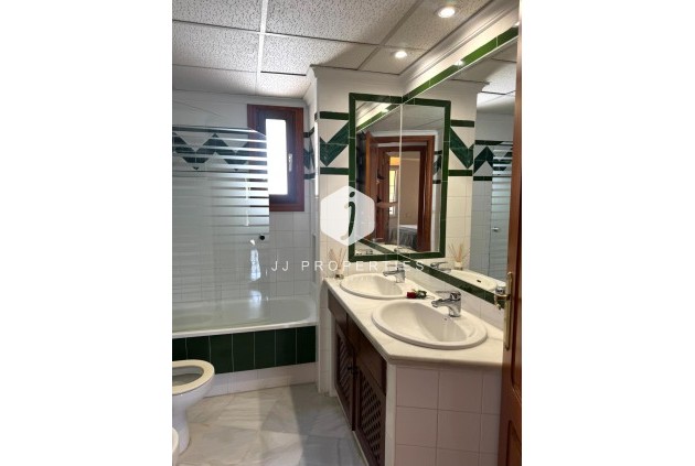 Segunda mano - Ático -
Torrevieja - Los Frutales