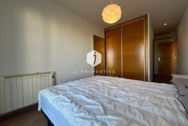 Z drugiej ręki - Mieszkanie w bloku -
Torrevieja - Centro