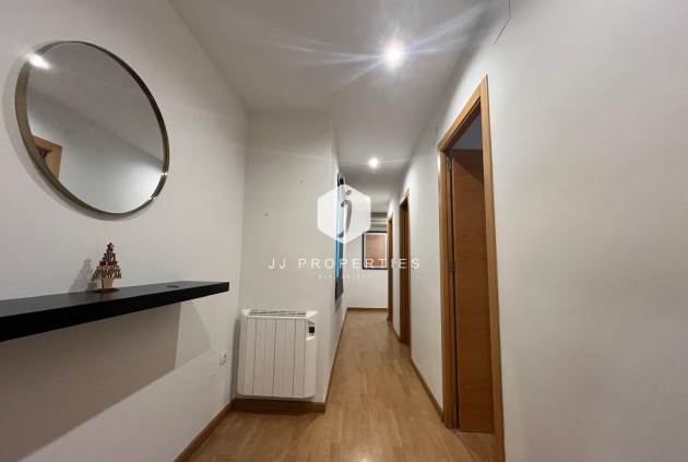 Z drugiej ręki - Mieszkanie w bloku -
Torrevieja - Centro