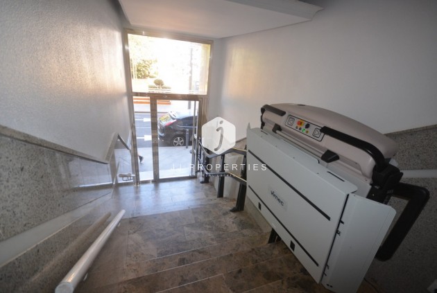 Z drugiej ręki - Mieszkanie w bloku -
Torrevieja - Centro