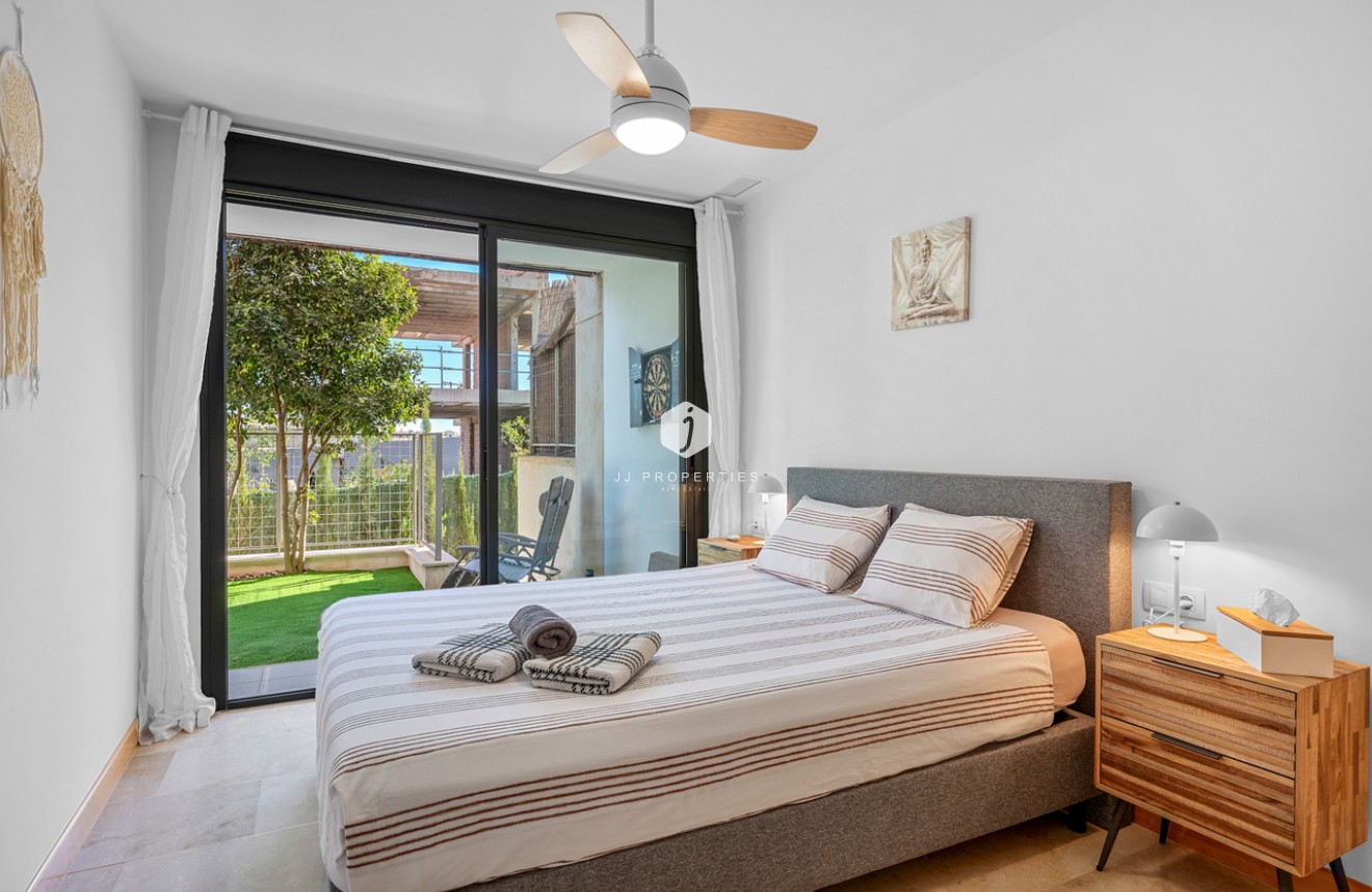 Z drugiej ręki - Mieszkanie w bloku -
Campoamor - Costa Blanca