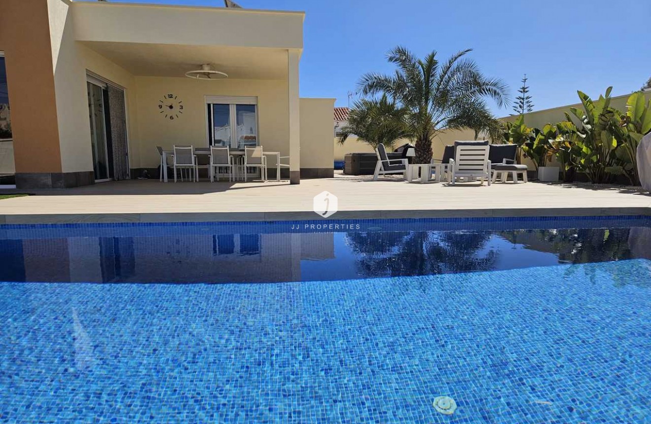 Z drugiej ręki - Villa -
Torrevieja - Costa Blanca