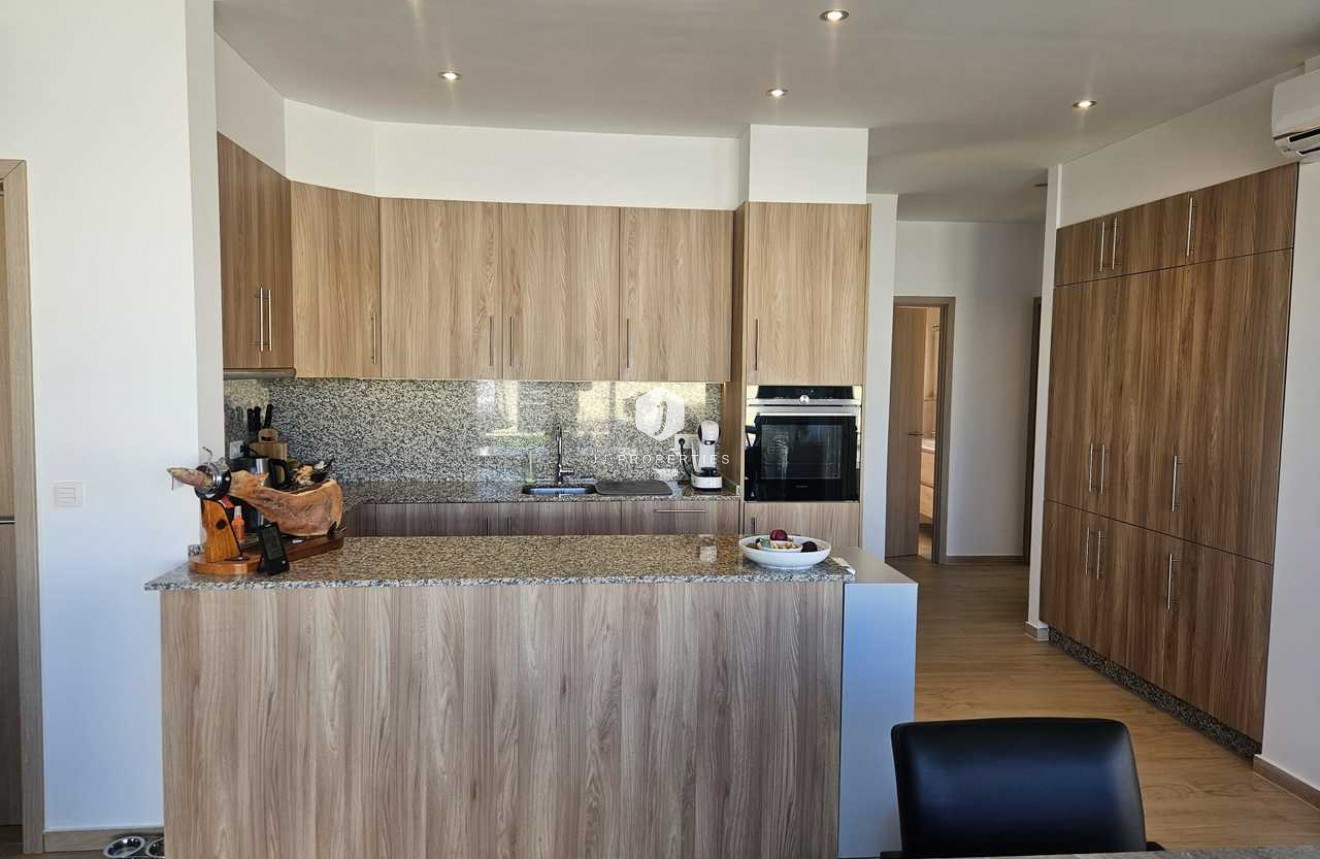 Z drugiej ręki - Villa -
Torrevieja - Costa Blanca