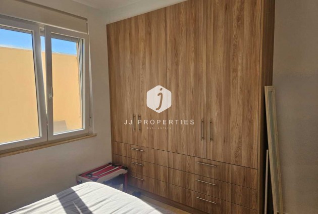 Z drugiej ręki - Villa -
Torrevieja - Costa Blanca