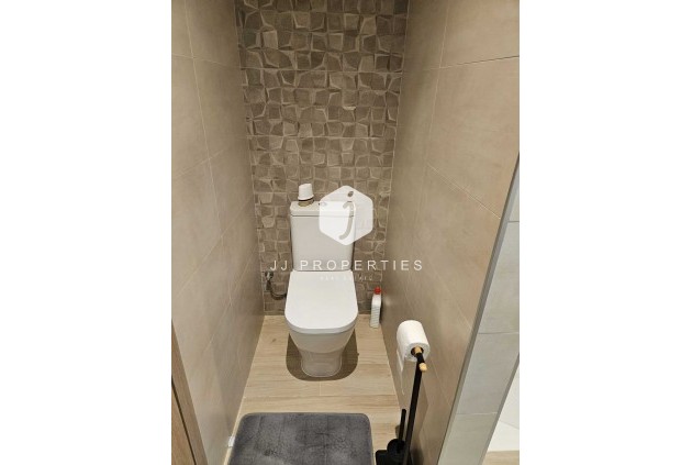 Z drugiej ręki - Villa -
Torrevieja - Costa Blanca