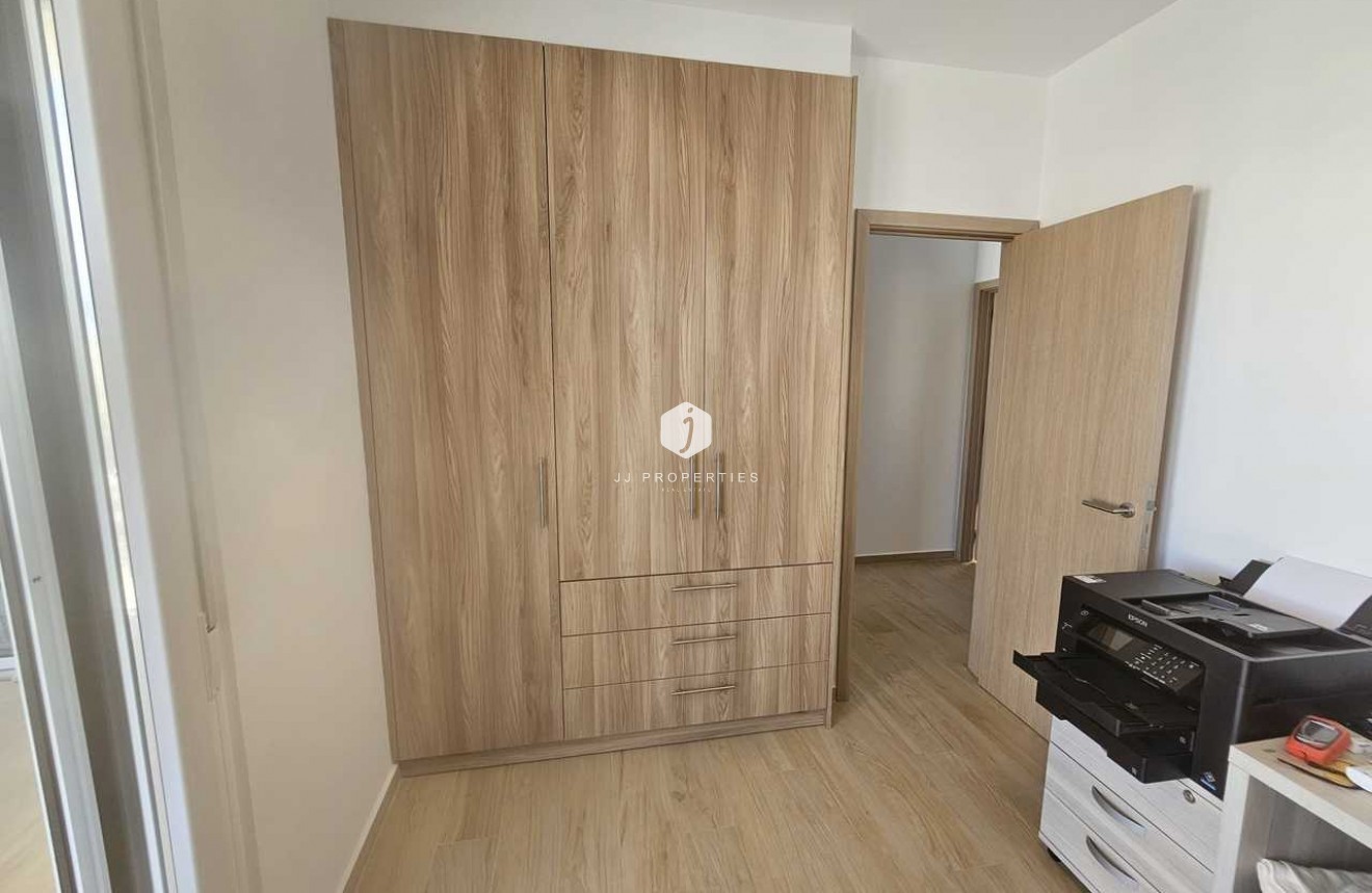 Z drugiej ręki - Villa -
Torrevieja - Costa Blanca