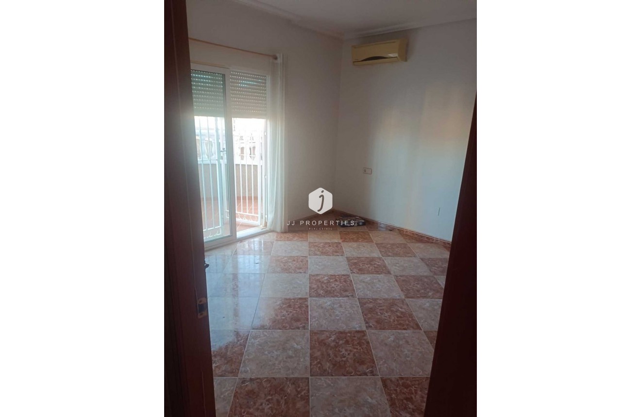 Z drugiej ręki - Villa -
Los Altos - Costa Blanca