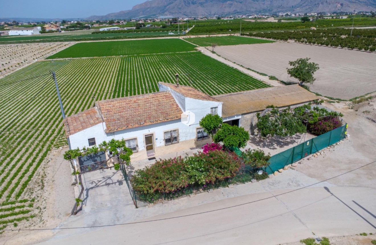 Resale - Country Property -
Orihuela - Desamparados