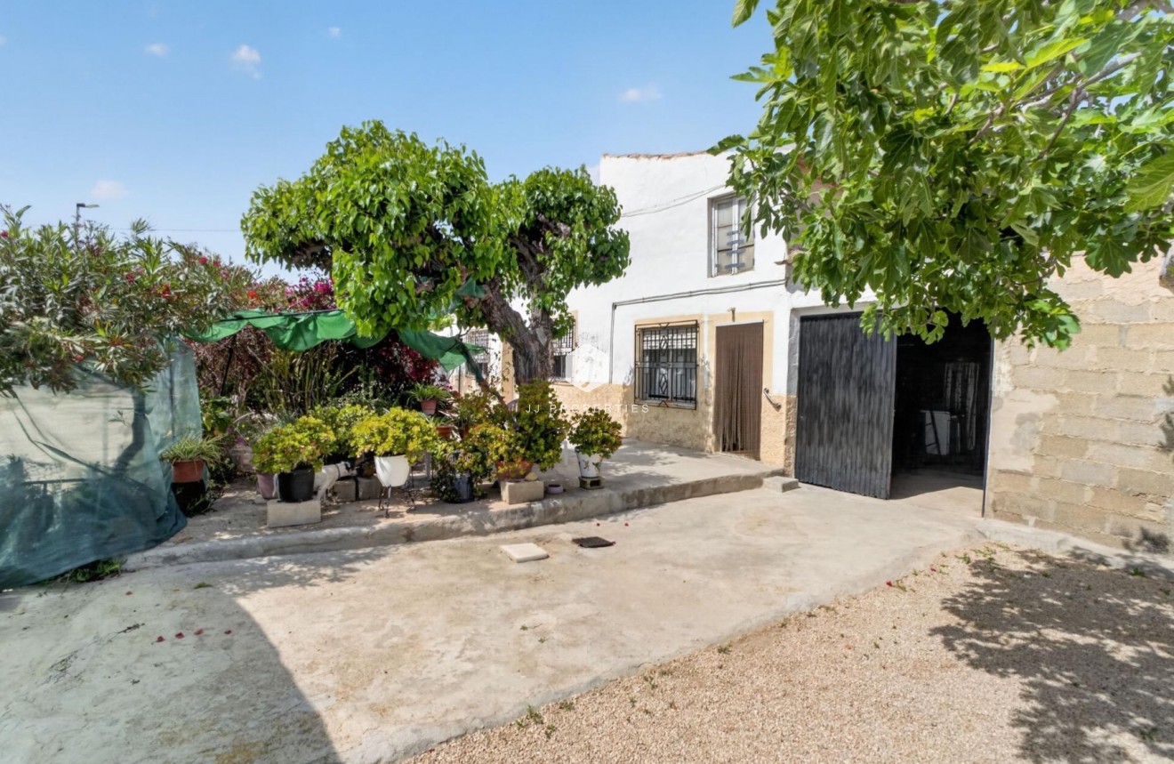 Resale - Country Property -
Orihuela - Desamparados