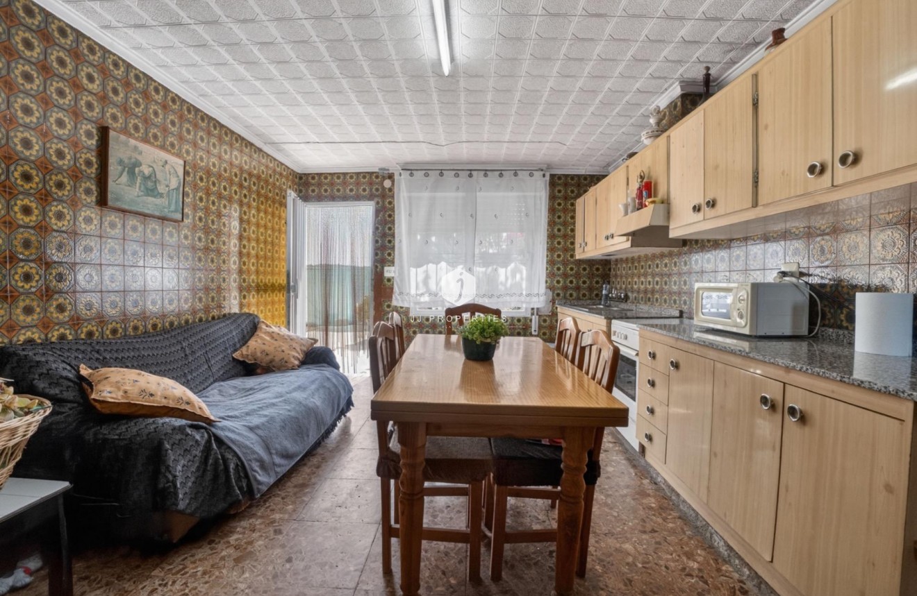 Resale - Country Property -
Orihuela - Desamparados