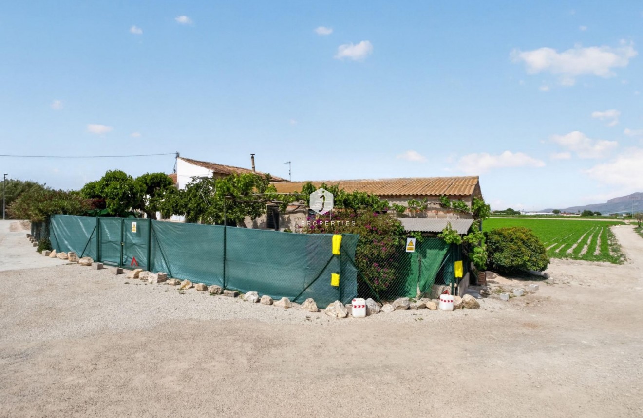 Resale - Country Property -
Orihuela - Desamparados