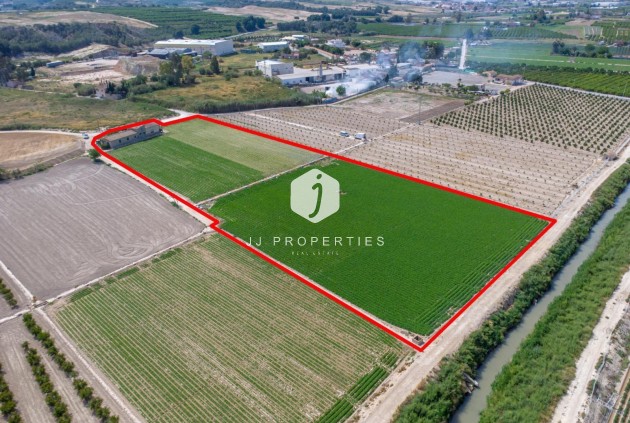 Resale - Country Property -
Orihuela - Desamparados