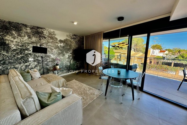 Tweedehands - Appartement / flat -
Dehesa de Campoamor - Costa Blanca