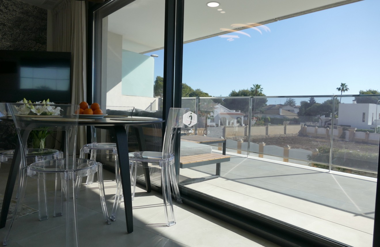 Tweedehands - Appartement / flat -
Dehesa de Campoamor - Costa Blanca