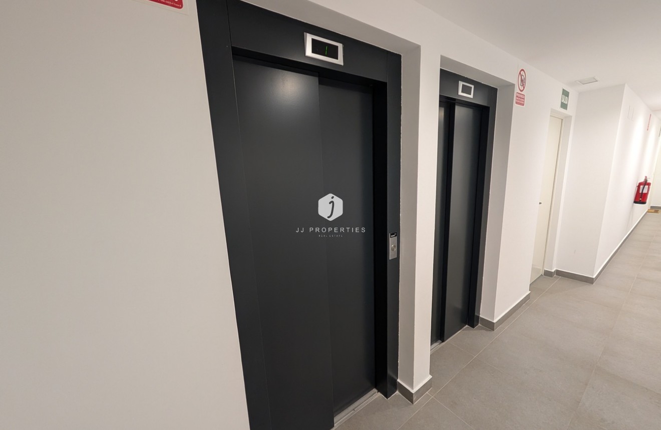 Tweedehands - Appartement / flat -
Dehesa de Campoamor - Costa Blanca