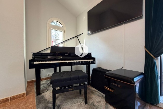 Tweedehands - Chalet -
Orihuela Costa - Villamartín