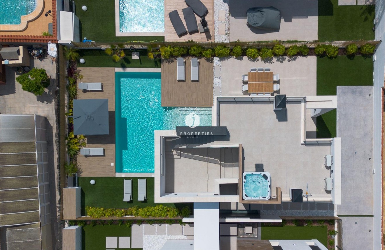 Tweedehands - Villa -
Torrevieja - Torreta Florida