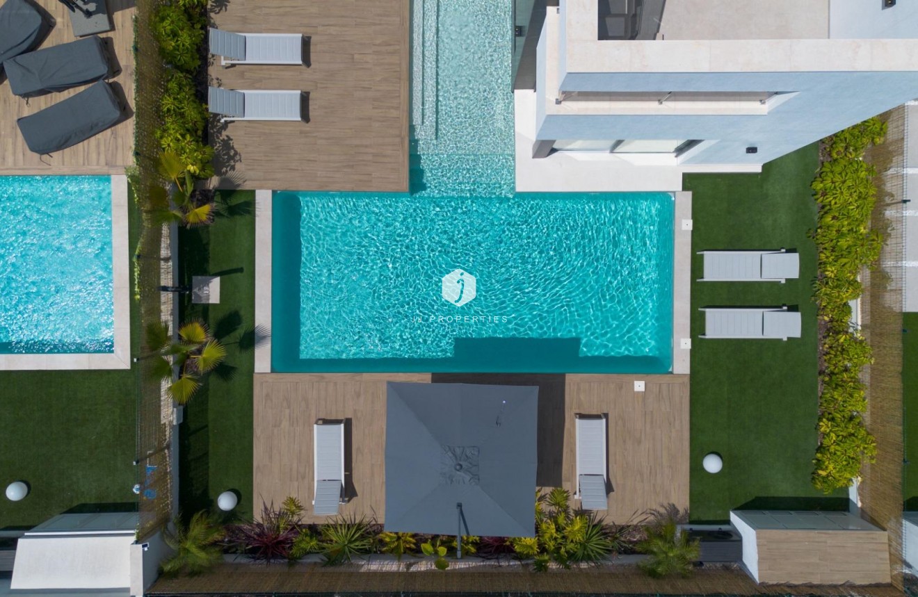 Tweedehands - Villa -
Torrevieja - Torreta Florida