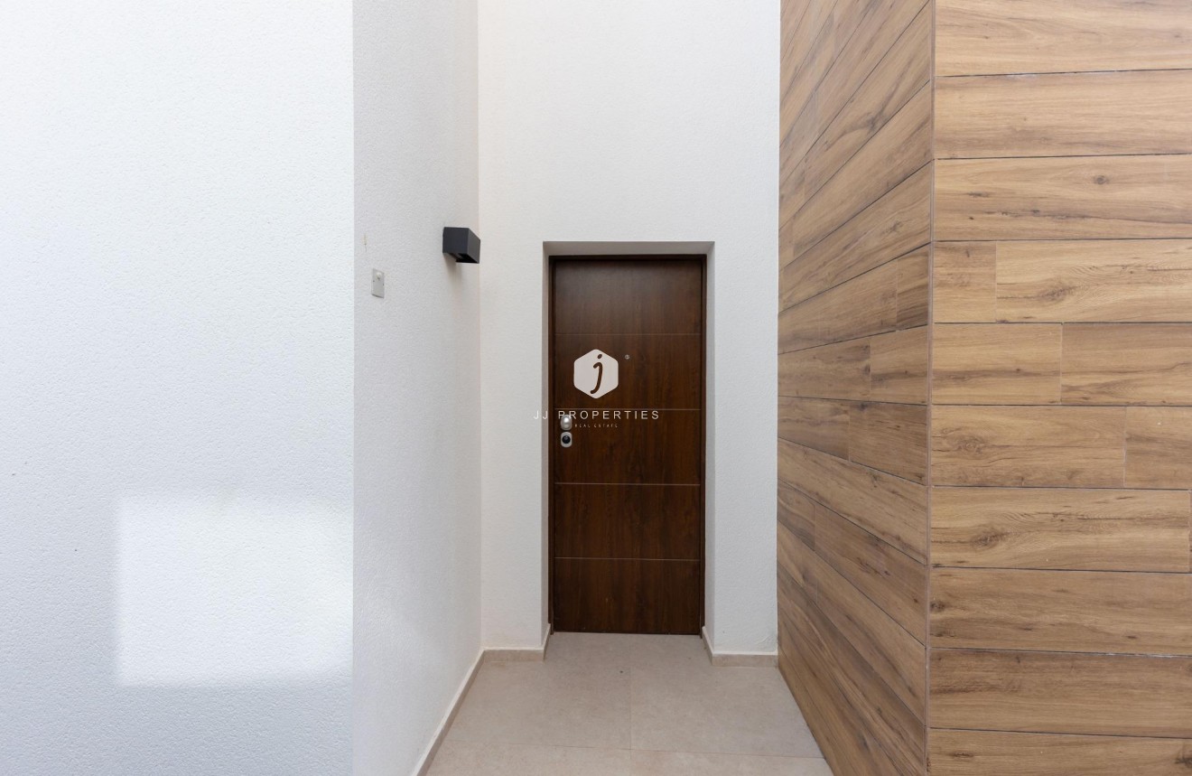 Tweedehands - Villa -
Torrevieja - Torreta Florida