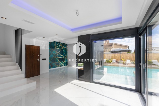 Tweedehands - Villa -
Torrevieja - Torreta Florida