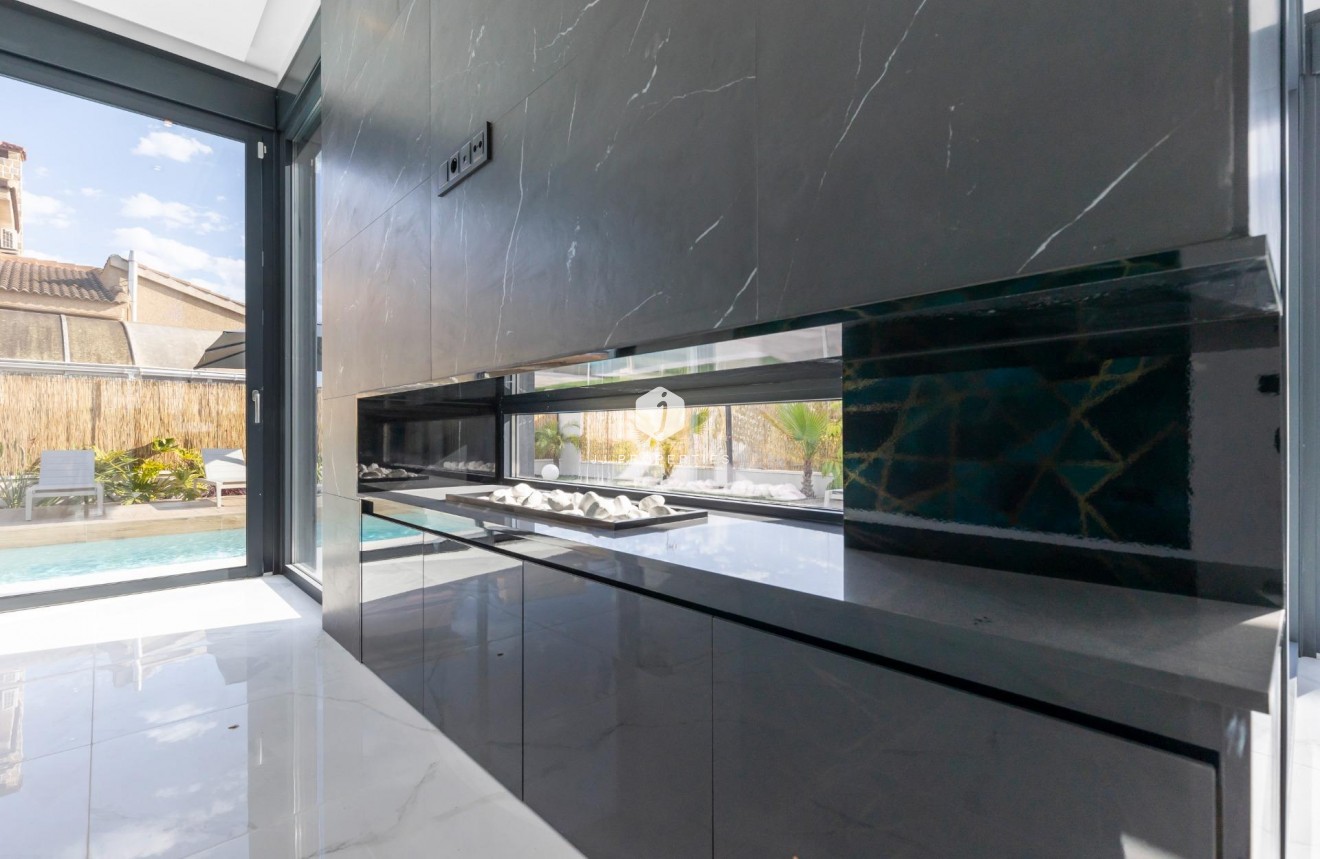 Tweedehands - Villa -
Torrevieja - Torreta Florida