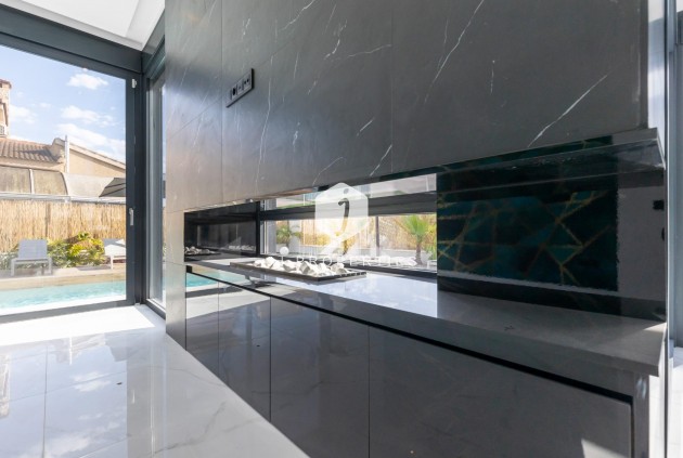 Tweedehands - Villa -
Torrevieja - Torreta Florida