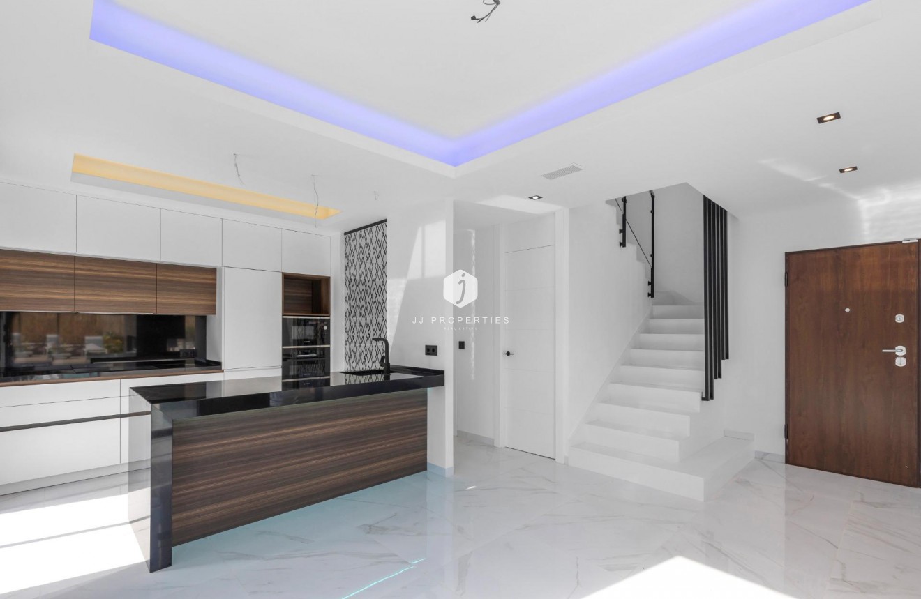 Tweedehands - Villa -
Torrevieja - Torreta Florida