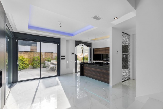 Tweedehands - Villa -
Torrevieja - Torreta Florida