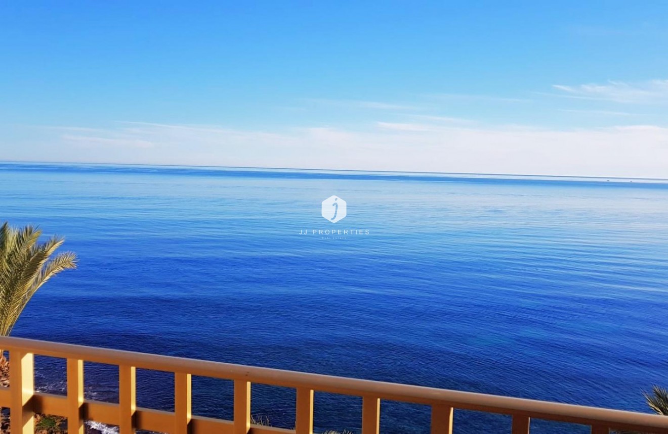 Tweedehands - Appartement / flat -
Torrevieja - Estacion de autobuses