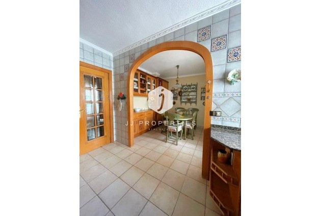 Tweedehands - Appartement / flat -
Torrevieja - Estacion de autobuses