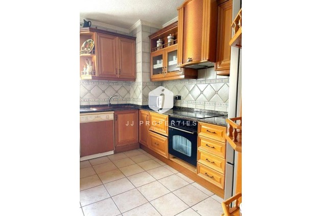 Tweedehands - Appartement / flat -
Torrevieja - Estacion de autobuses