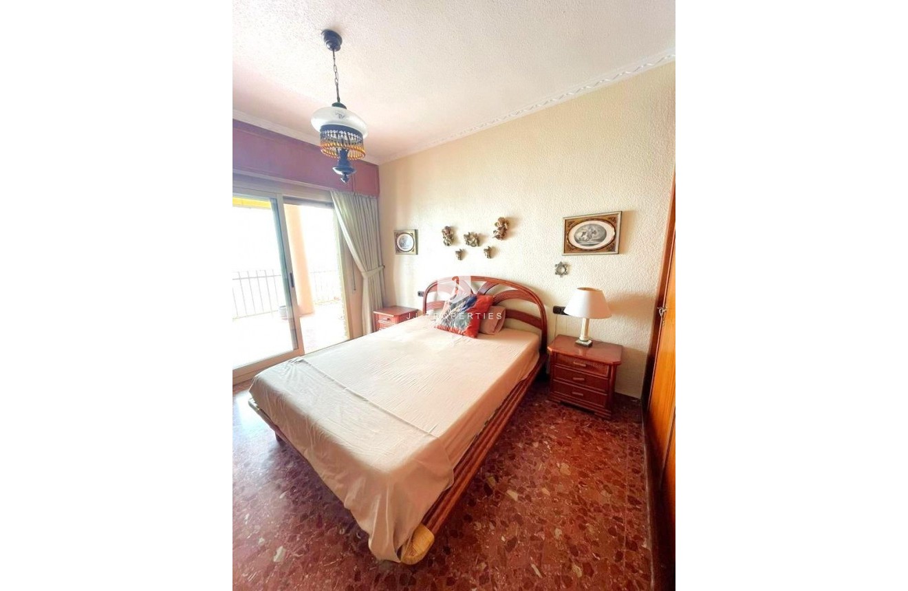 Tweedehands - Appartement / flat -
Torrevieja - Estacion de autobuses