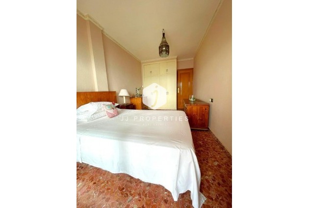 Tweedehands - Appartement / flat -
Torrevieja - Estacion de autobuses