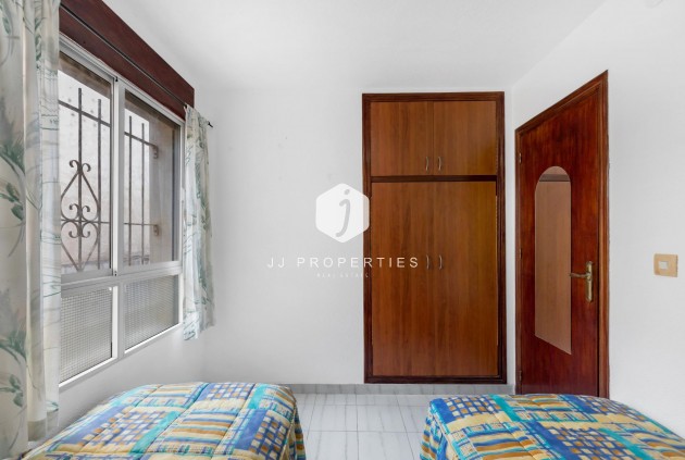 Tweedehands - Bungalow -
Torrevieja - Centro