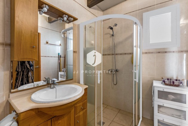 Tweedehands - Bungalow -
Torrevieja - Centro