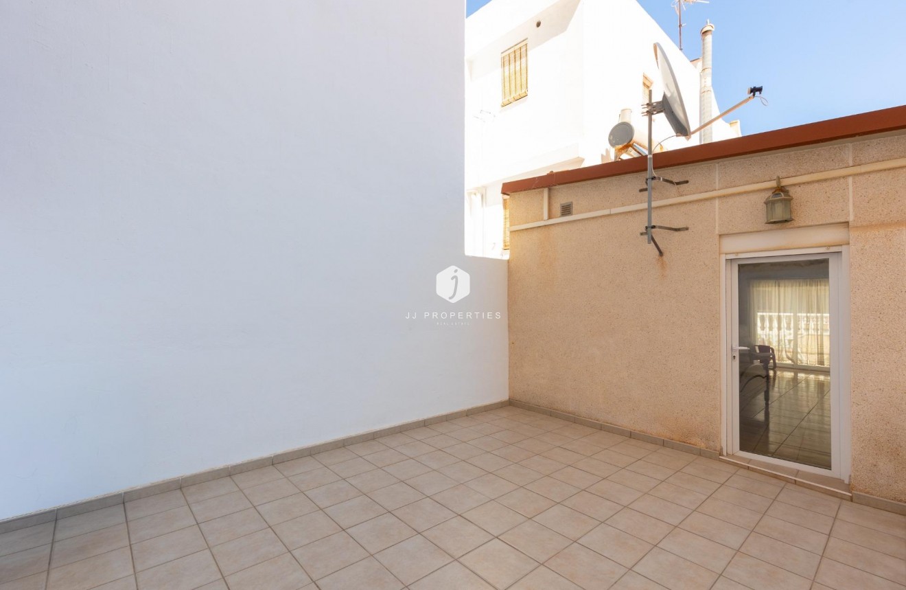 Tweedehands - Bungalow -
Torrevieja - Centro