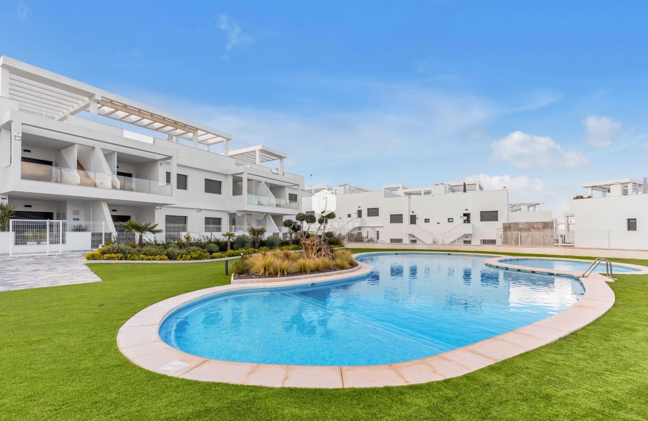 Tweedehands - Penthouse -
Torrevieja - Los Balcones - Los Altos del Edén