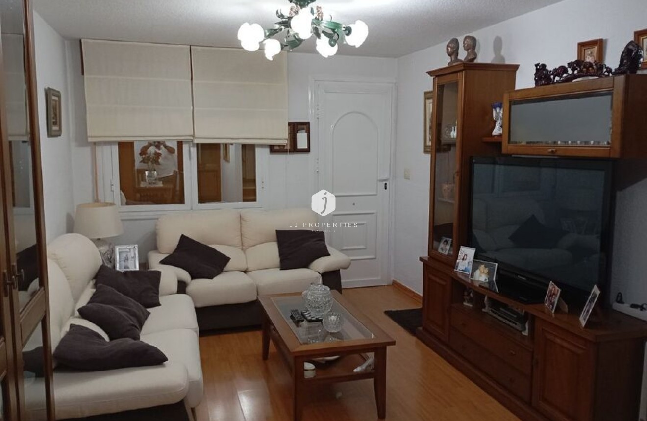 Tweedehands - Chalet -
Daya Vieja - Costa Blanca