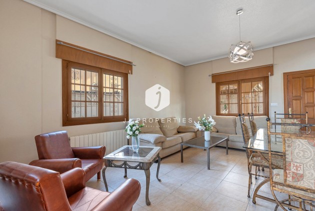 Aus zweiter Hand - Villa -
Ciudad Quesada